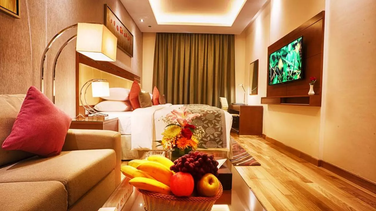 ROSEPARK_SHABAVIZ (3).jpg